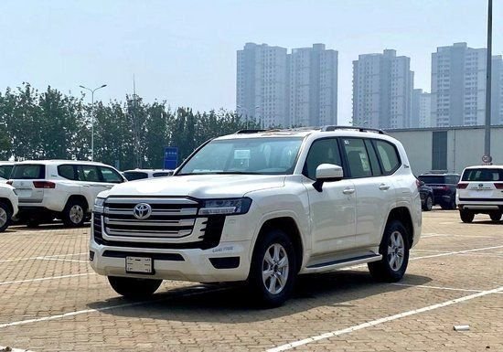 23款丰田酷路泽LC300国六现车出售85万