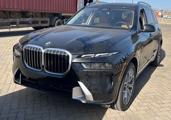 全新23款宝马X7最新售价93万全国分期