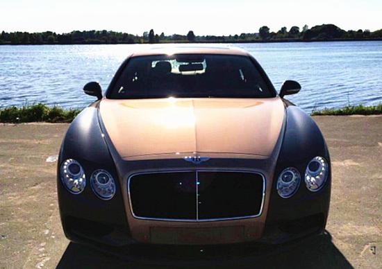 2018款宾利飞驰 双拼限量版奢华尊贵绅士