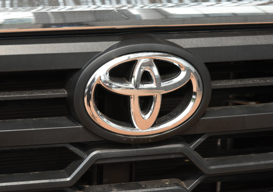 23款丰田坦途3.5TT混动版 最新价格配置