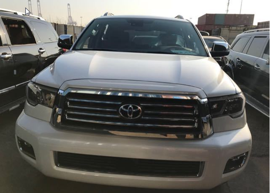 18款丰田红杉现车大促销七月狂降最低价