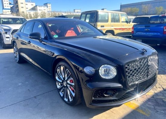 23款宾利飞驰4.0TV8穆勒版港口现车价优