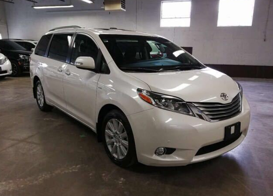 2017款丰田塞纳清仓出售18款各版本优惠