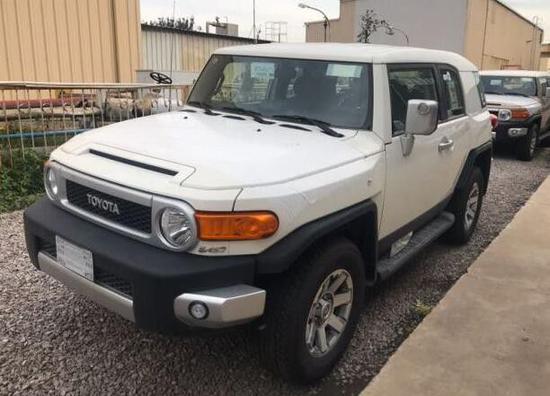 20款丰田FJ酷路泽4.0 港口现车清仓特价