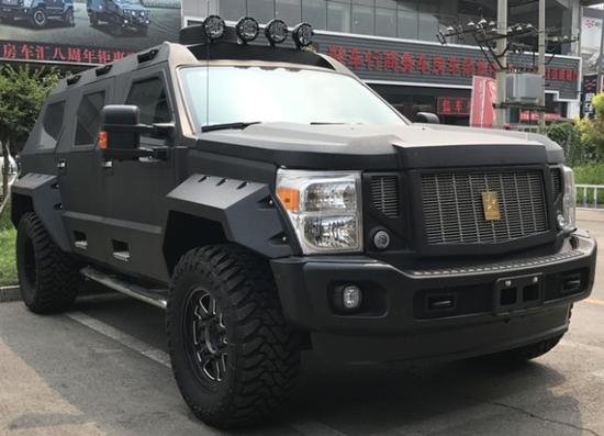 2017款乔治巴顿霸气外露 超强越野性能