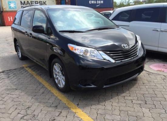 17款丰田塞纳四驱LE商务 成熟改装现车特