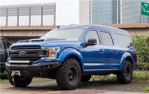 2018款福特F150升级改装七座勇猛者现车