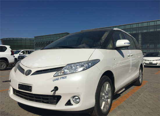 2018款丰田大霸王2.4L普瑞维亚特卖暴击