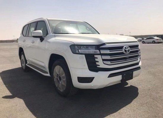 2023款丰田酷路泽3500首批95万可分期