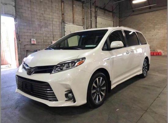 全新18款丰田塞纳,四驱商务价格超亲民