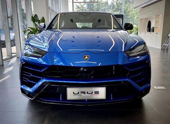 21款兰博基尼Urus现车 港口现车优惠20万
