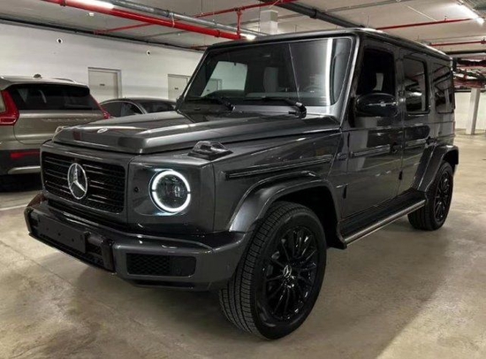 2023款奔驰G400d柴油版 168万好礼相送