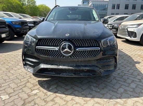 2023款奔驰GLE450平行进口和中规区别