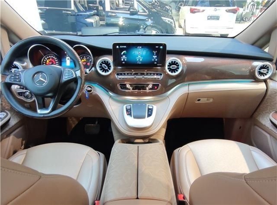 2022款奔驰V260改装版商务车全新升级