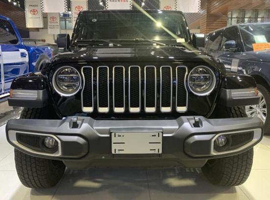 19款牧马人撒哈拉炫顶西装革履越野悍将