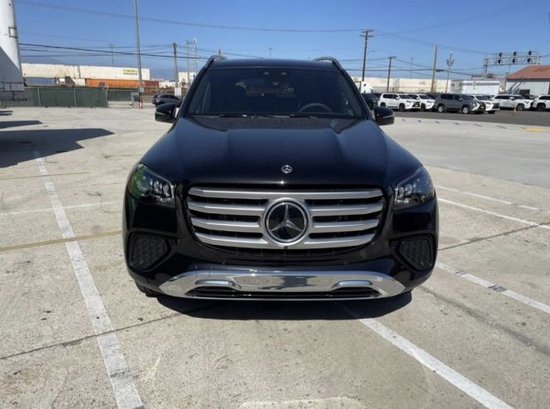 2024款奔驰GLS450引领潮流时尚SUV售价