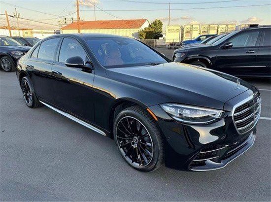 23款奔驰S580本月冲量钜惠149万元出售