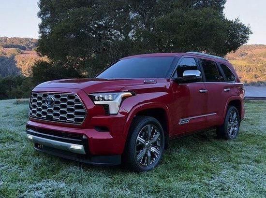 2023款丰田红杉港口现车畅销价格优惠