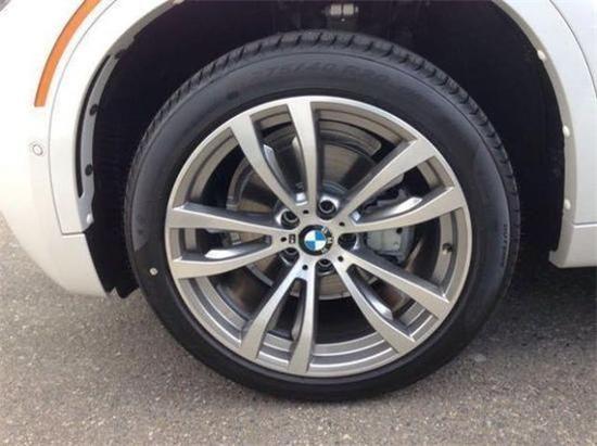 18款进口宝马X6 高配现车低价抄底好机会