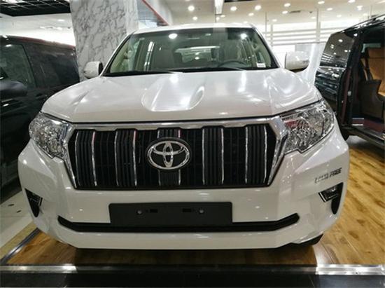 2018款丰田普拉多4000倾情献礼终极让利