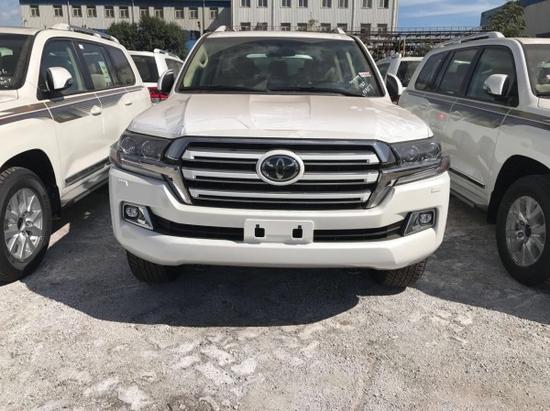 越野之王丰田酷路泽4.0限量版惊喜折派送