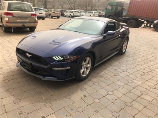 18款福特野马2.3T 平民化小跑潮流色彩