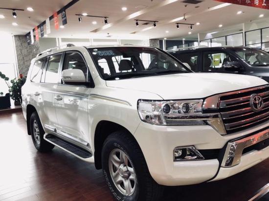 18款丰田酷路泽4.0中东陆巡强悍越野让利