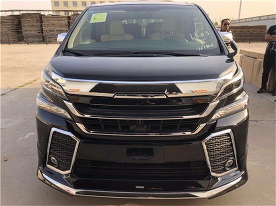 2019款丰田埃尔法 大降价配置颜色