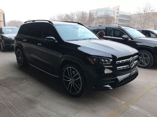 2020款奔驰GLS450现车无惧路况舒适如一