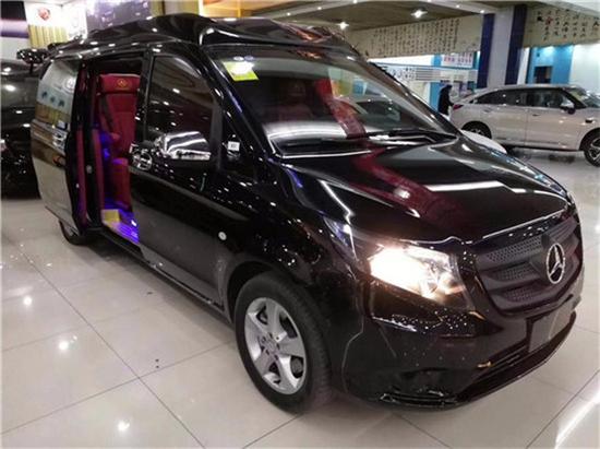 20款奔驰威霆商务车最新行情特价26万起