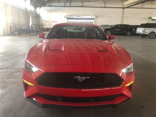 新款福特野马2.3T平民跑车 优惠促销中