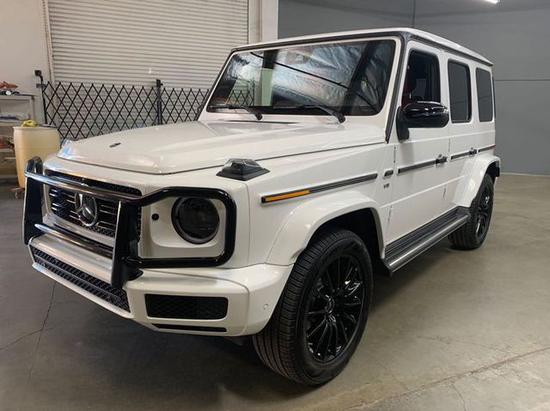 2020款奔驰G500店内现车颜色全最新报价