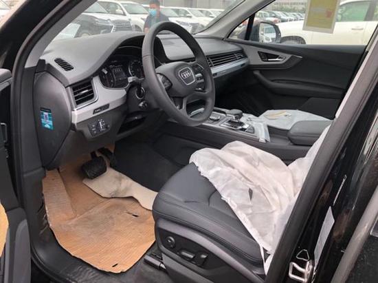 20款奥迪Q7港口现车出售国六到港报关中