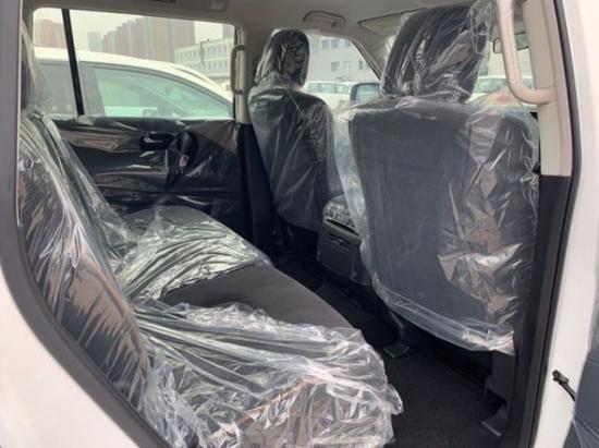 20款日产途乐XE4.0沙漠王子 现车49万起