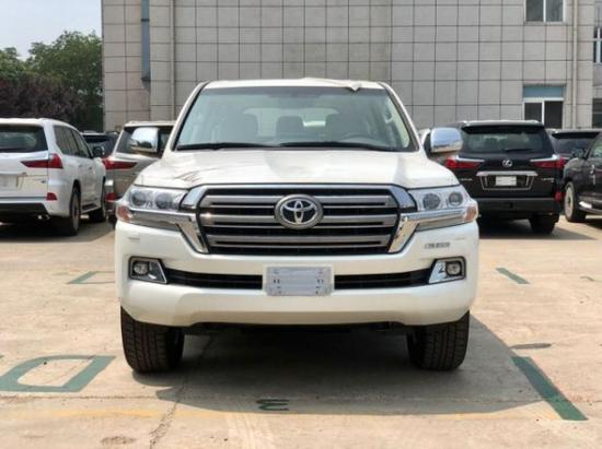 2020款丰田酷路泽5700现车实拍体验极佳