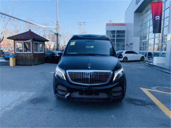 20款奔驰V260本月钜惠酬宾30余万促销中