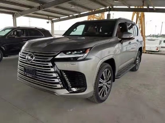 2022款雷克萨斯LX600高级版 现车195万
