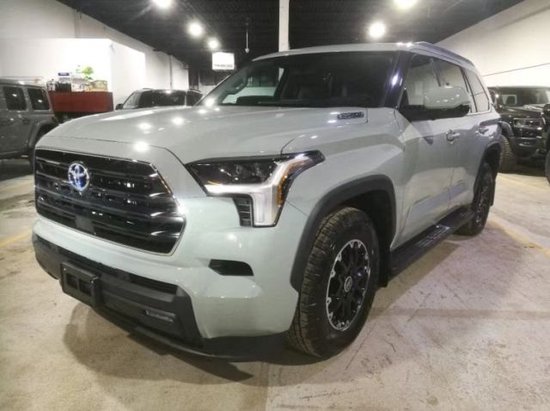 2023款丰田红杉3.5TT现车夏季特惠出售