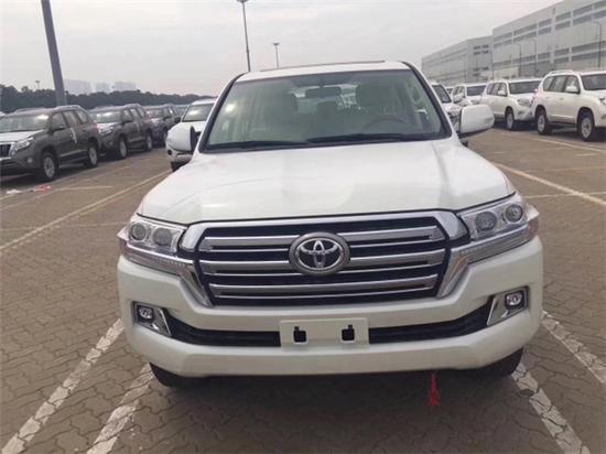 18款酷路泽4000GXR 八气囊绞盘双油双备