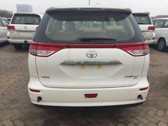 2018款丰田普瑞维亚大霸王中东版MPV