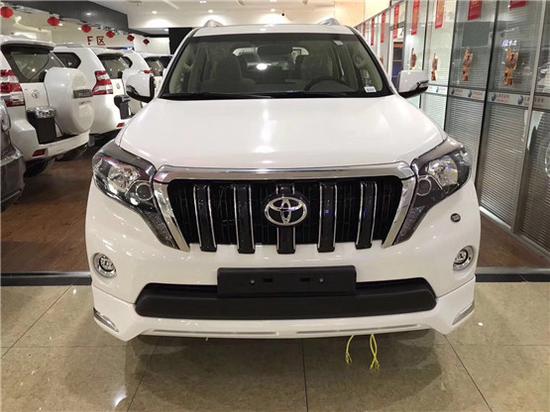 狗年热销主旋律2018款越野丰田霸道2700