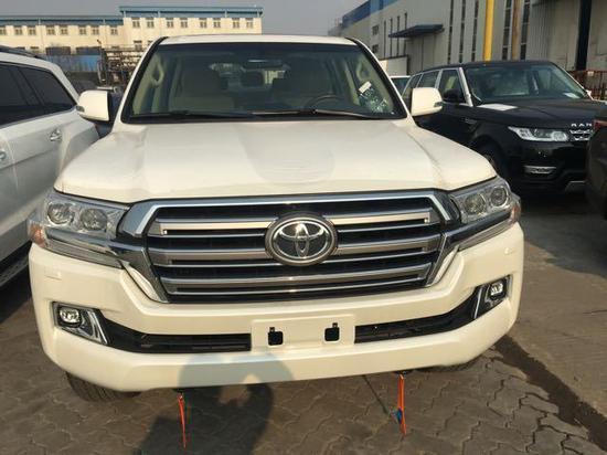 17款丰田酷路泽4000配置详情特惠促销中