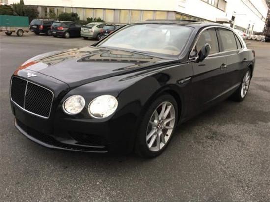 新款欧规宾利飞驰港口新报价促销可分期