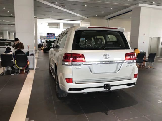 18款酷路泽5700清仓卖最高直降4万当天提