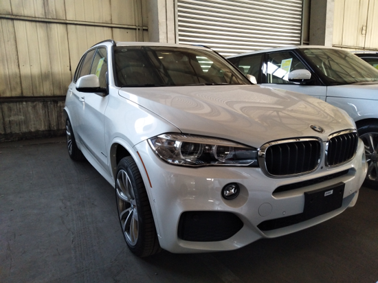 2018款宝马X5现车直销钜惠全国底价出击