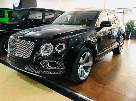 18款宾利添越柴油版 五座越野贵族血统