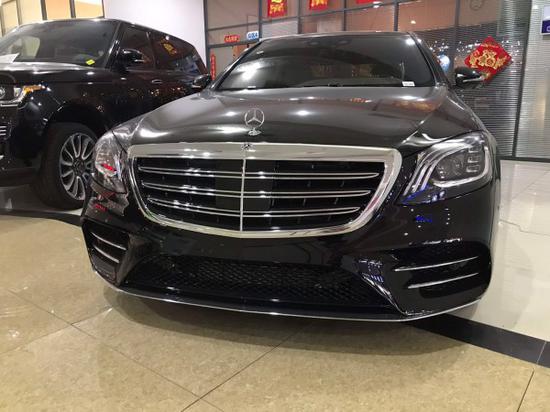 18款奔驰迈巴赫S560 豪华轿轿车彰显魅力