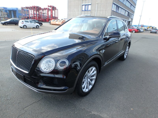 18款宾利添越4.0T柴油版促销津港口专卖