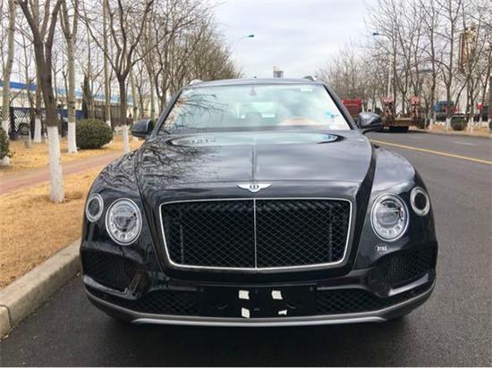 18款汽油版宾利添越4.0 柴油版现车报价