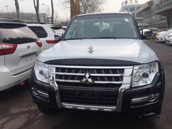 17款中东版三菱帕杰罗V97报价手续随车